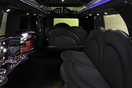 14-passenger limo